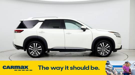 2022 Nissan Pathfinder