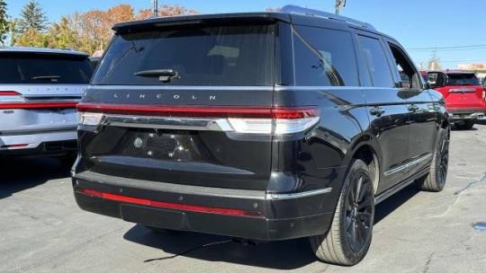 2022 lincoln navigator reserve