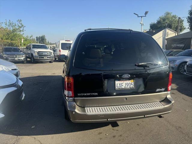 2001 ford windstar base