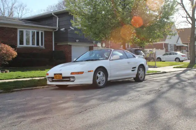 1994 toyota mr2 turbo t-top. must see