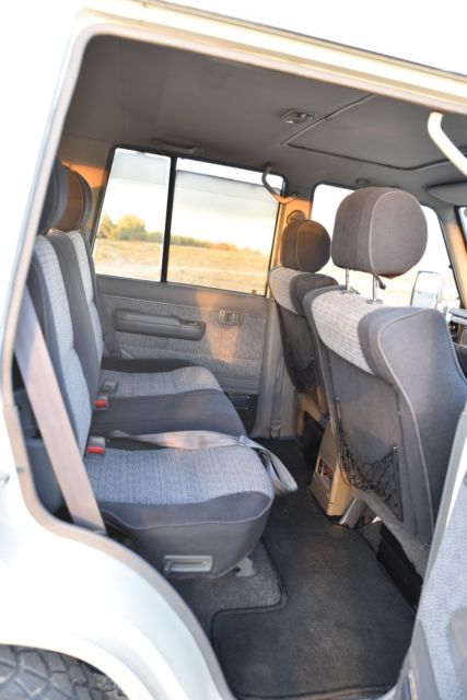 1992 toyota land cruiser 70 serires hzj77