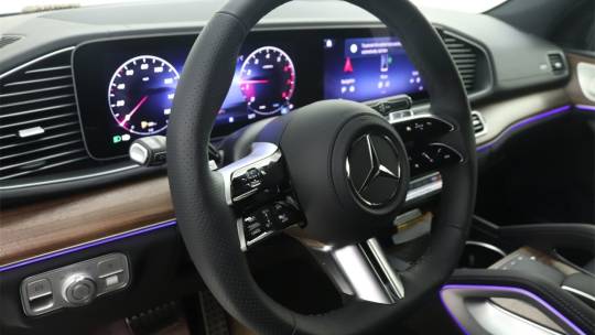 2025 Mercedes-Benz GLS
