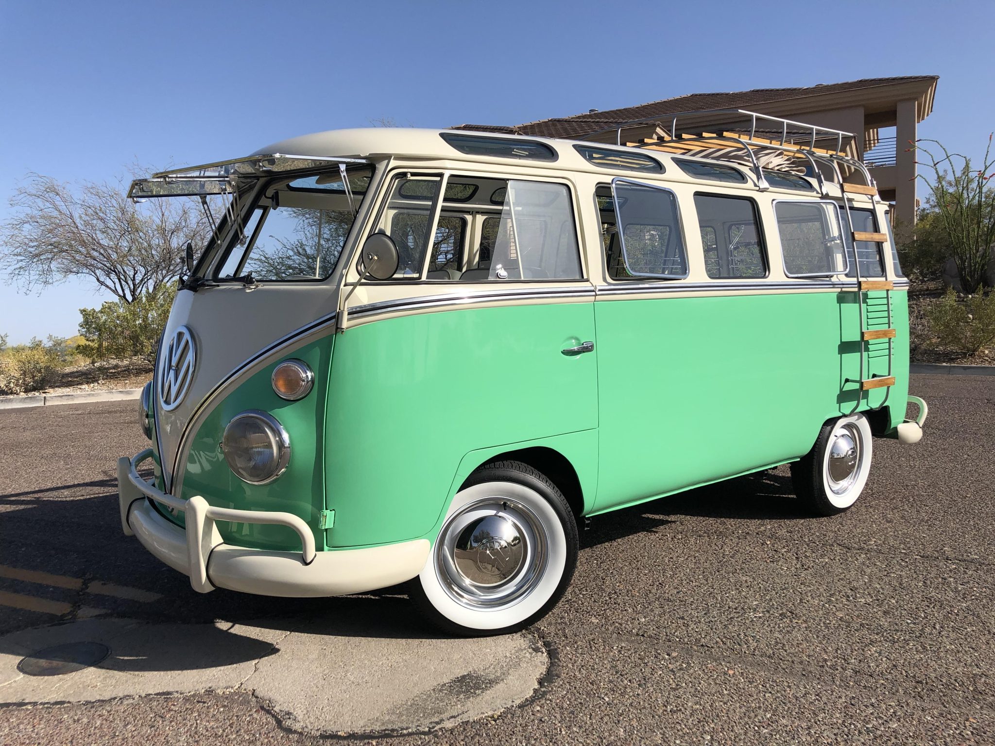 1973 volkswagen type 2 kombi 23-window conversion