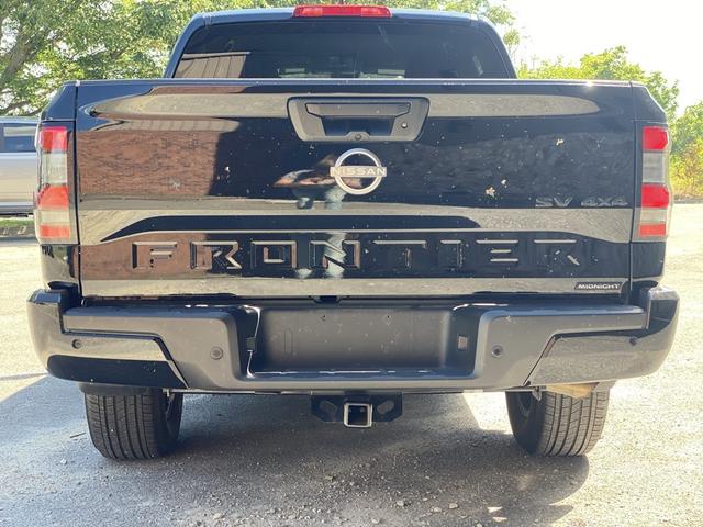 2023 nissan frontier sv