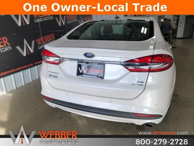 2017 ford fusion se