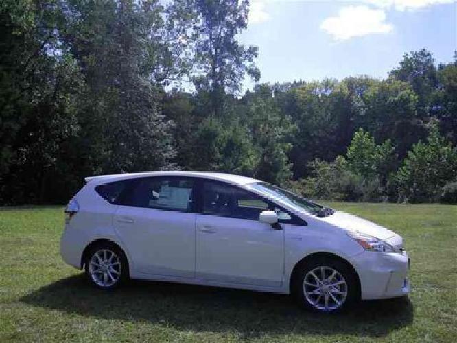 2013 toyota prius v five in gloucester, va