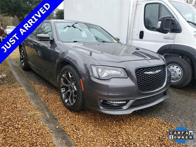 2018 chrysler 300 s