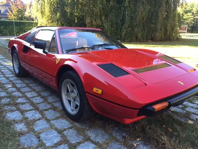 ferrari 308 gts qv 1985