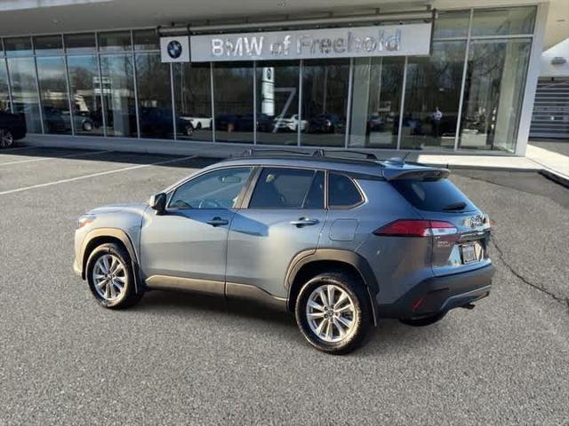 2023 toyota corolla cross le