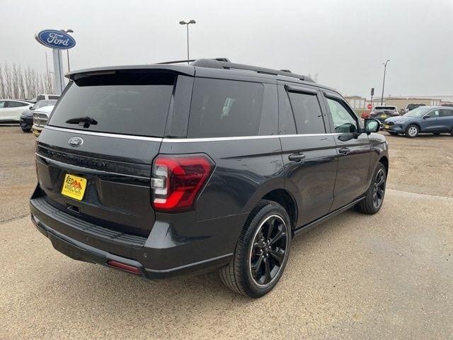 2022 ford expedition limited in dickinson, north dakota
