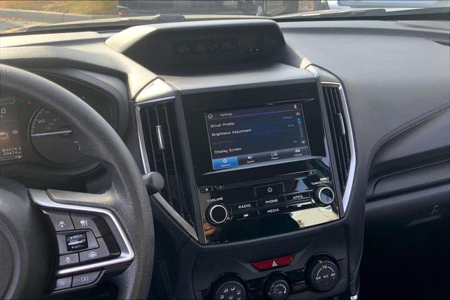 2021 subaru forester base