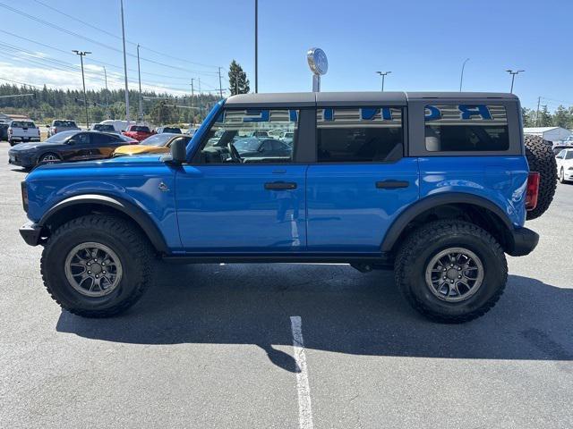 2022 ford bronco black diamond