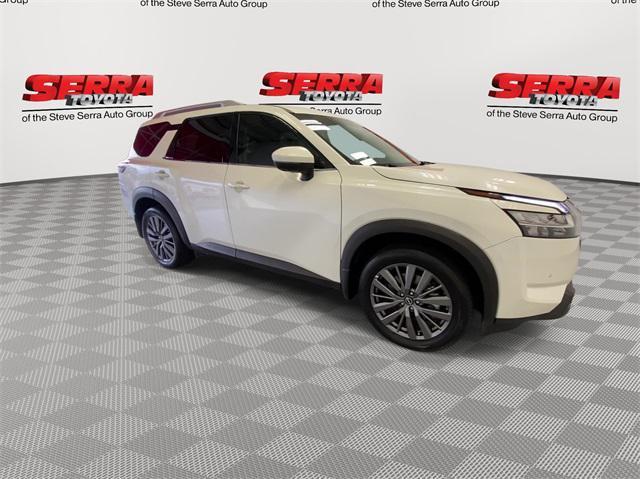 2022 nissan pathfinder sl 4wd