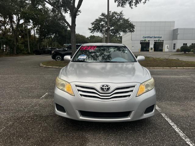 2011 toyota camry le