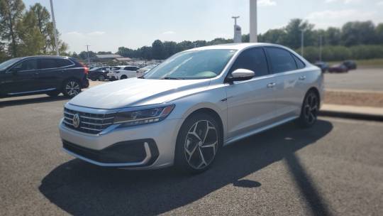 2021 Volkswagen Passat (North America and China) 2.0t r-line