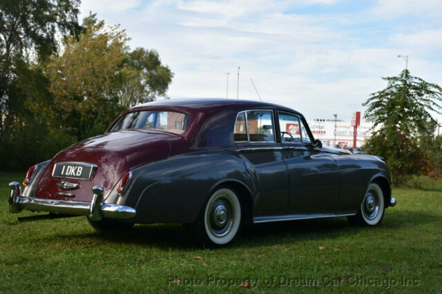 1956 bentley s1 saloon !!! right hand drive !!! good history !!! good runner! !!