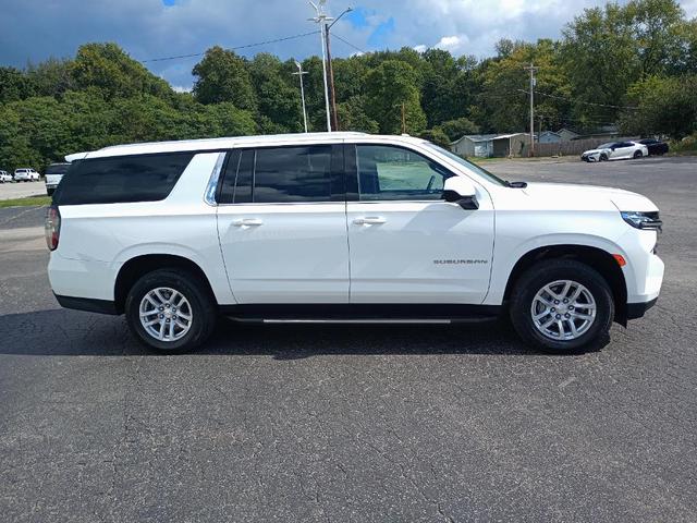 2023 chevrolet suburban ls