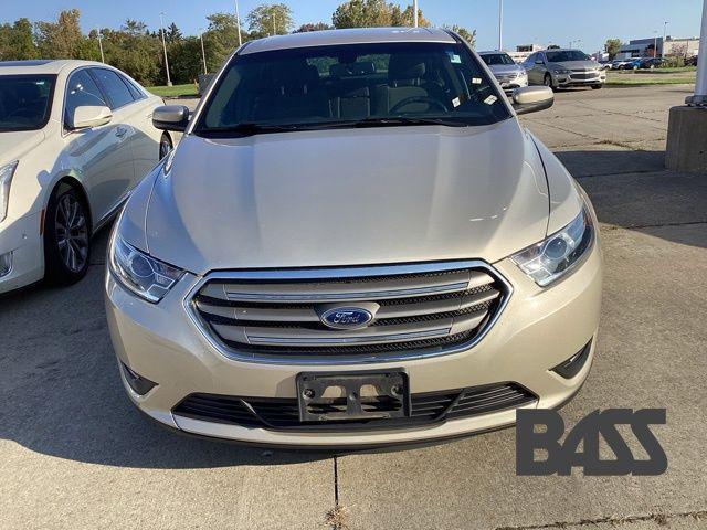 2018 ford taurus sel