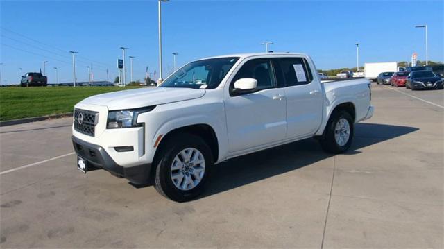 2022 nissan frontier sv
