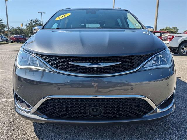 2017 chrysler pacifica limited