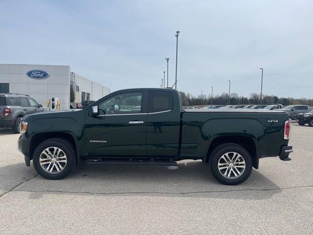 2015 gmc canyon slt in random lake, wisconsin