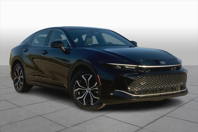 2024 toyota crown xle