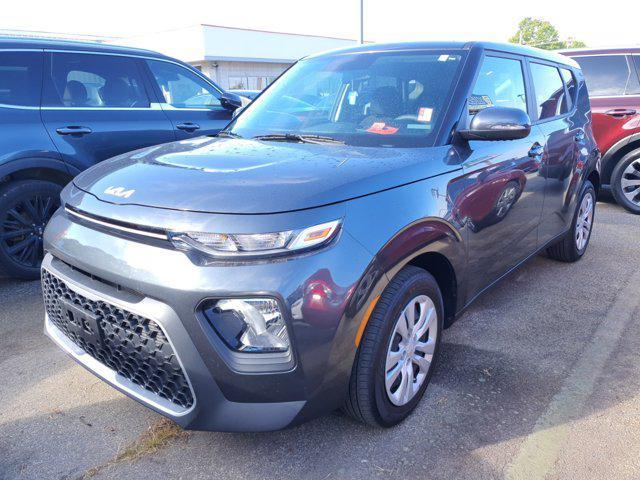 2022 kia soul lx