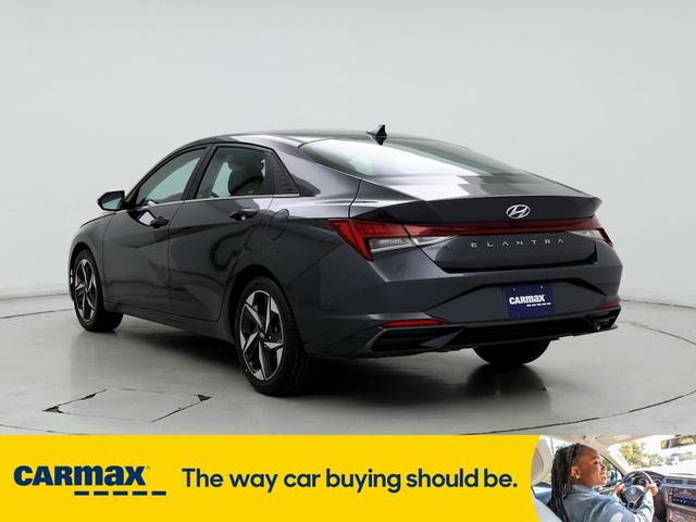 2022 hyundai elantra sel