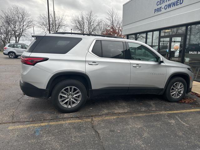 2022 chevrolet traverse lt cloth