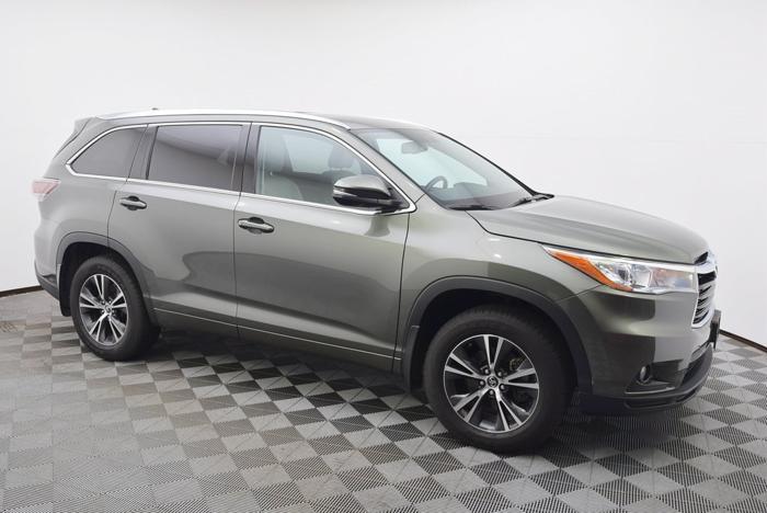 used 2016 toyota highlander xle v6 la crosse, wi 54603 for sale in la crosse, wisconsin