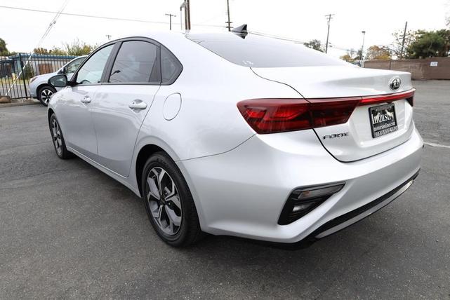 2020 kia forte lxs