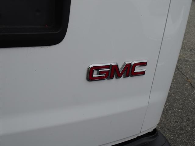 2022 gmc savana 2500 work van