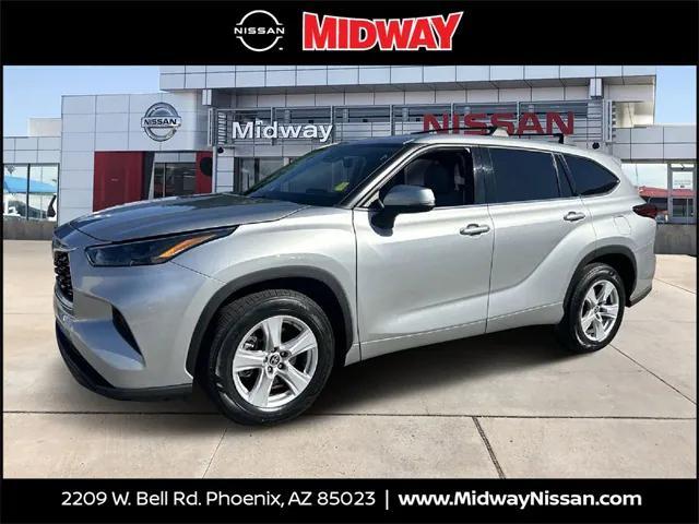 2022 toyota highlander l