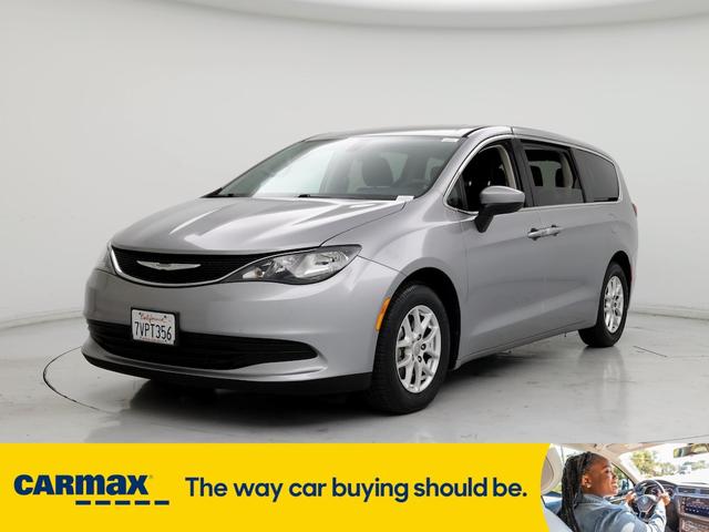 2017 chrysler pacifica lx