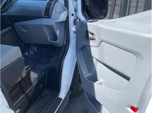 2015 ford transit-350 xl