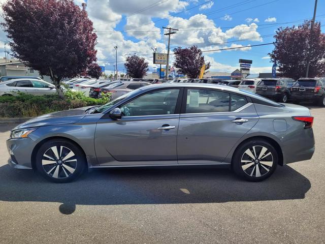 2021 nissan altima 2.5 sv