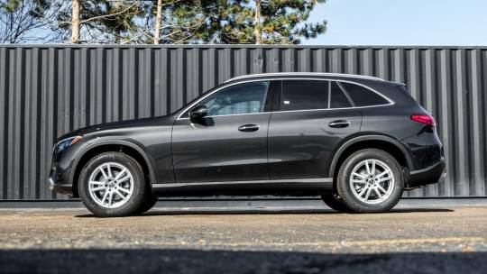 2025 Mercedes-Benz GLC