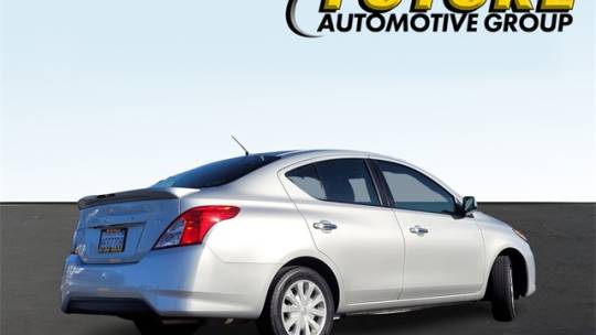 2018 nissan versa sv