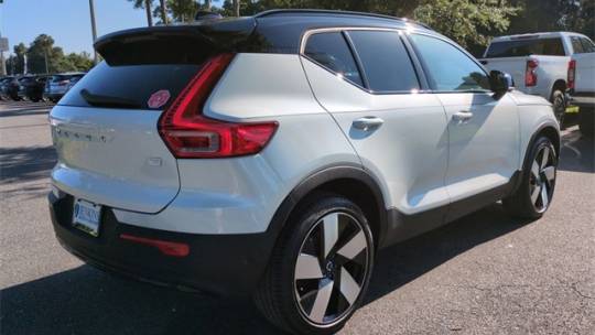 2024 Volvo XC40