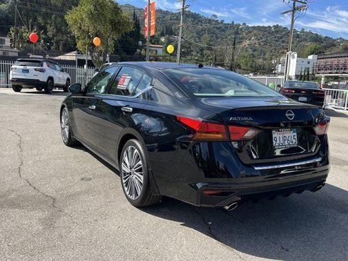 2023 nissan altima