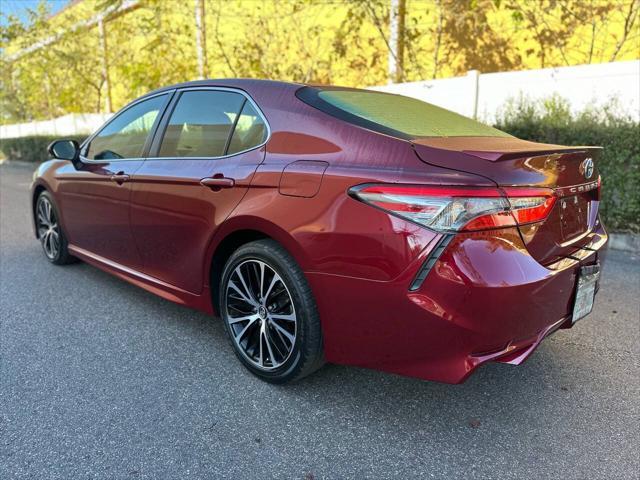 2018 toyota camry se