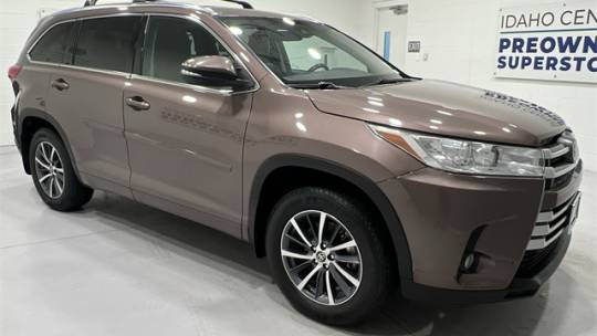 2017 toyota highlander xle
