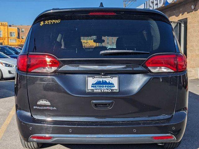 2017 chrysler pacifica touring-l in chicago, illinois