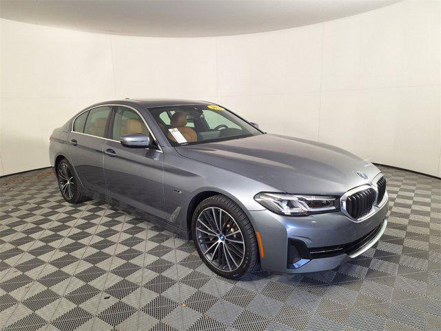 2022 bmw 530e base