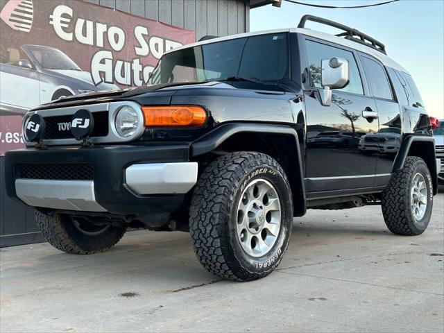 2012 toyota fj cruiser base