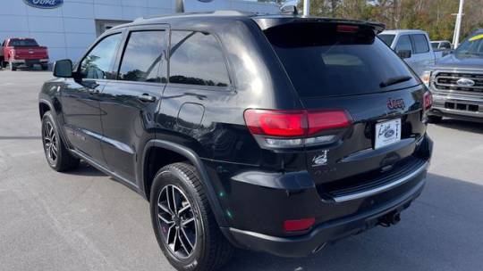 2020 jeep grand cherokee trailhawk