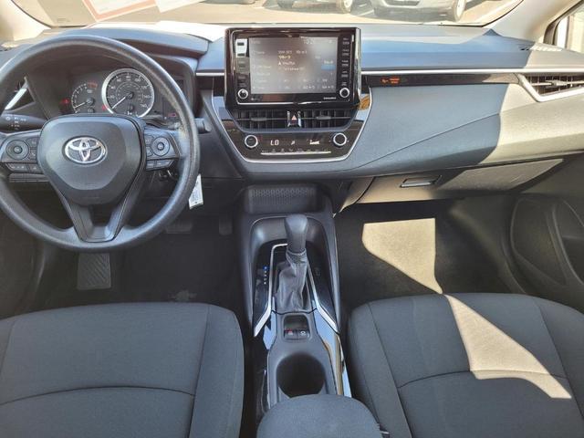 2022 toyota corolla le