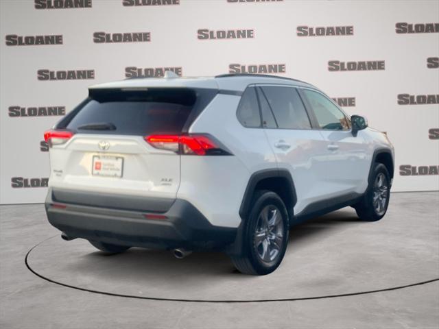 2022 toyota rav4 xle