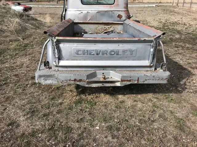 1952 chevy 3600 truck