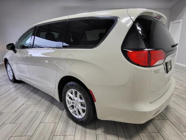 2017 chrysler pacifica touring
